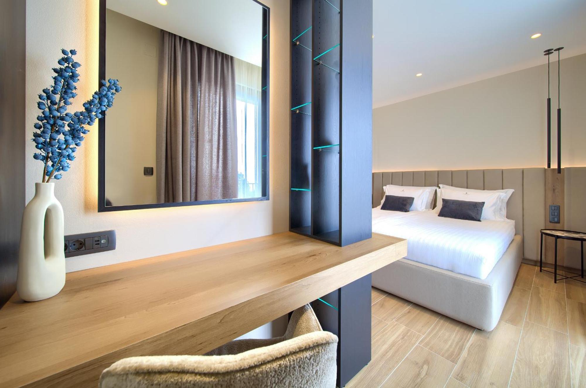 Luxury Lord And Lady Villa